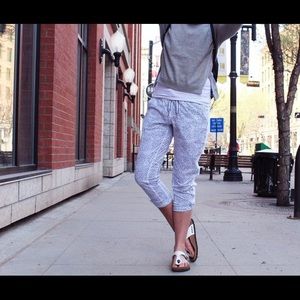 Lululemon tear away pant